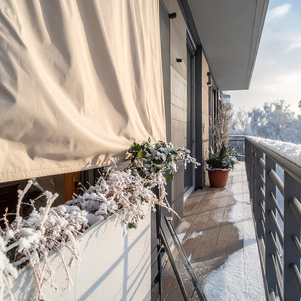 Windschutz mit Segeltuch